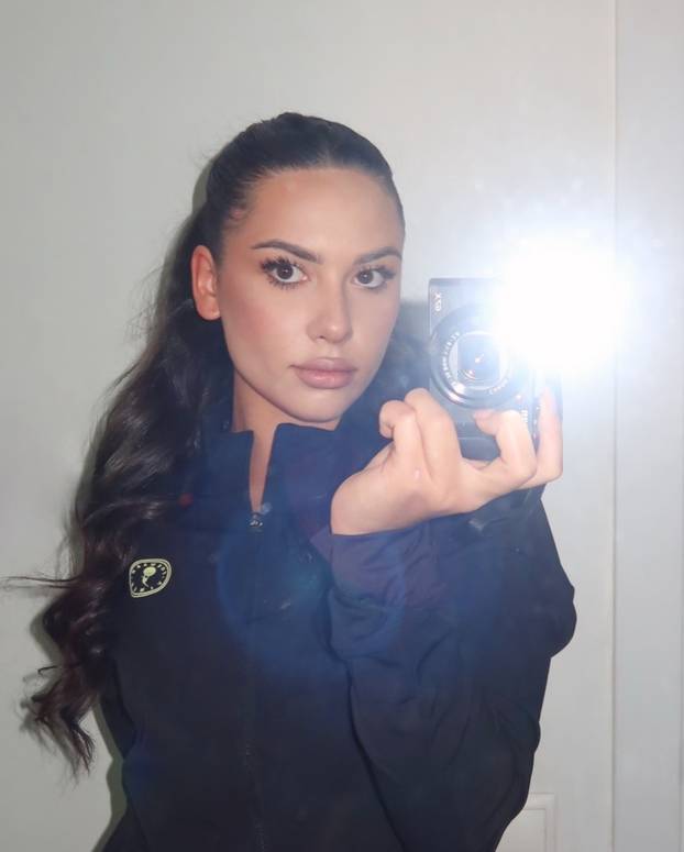 FOTO Putinova ljubimica imala je velike planove. Morala je na operaciju i tu joj je počeo pakao