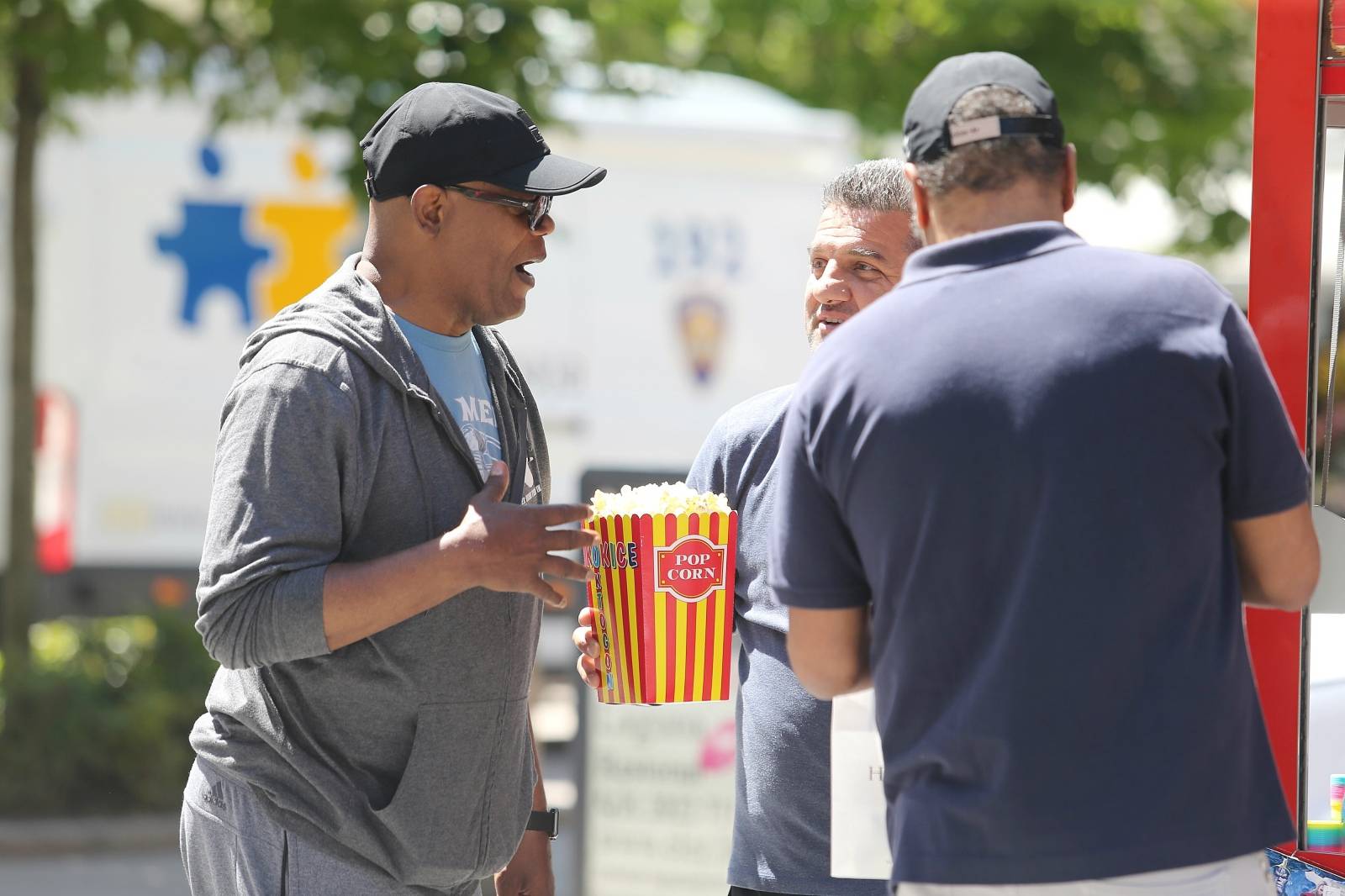 Zagreb: U pauzi od snimanja Samuel L. Jackson poÄastio se kokicama kod Sadata