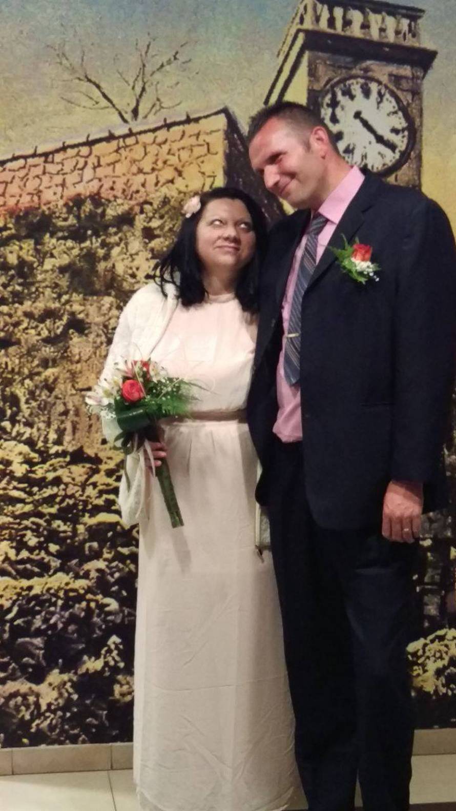 Svadbena zvona: Nevenka se udala za svog dečka Zvonu