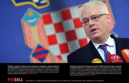 Brak na Pantovčaku: Opus Dei kvari, Ivo Josipović spašava