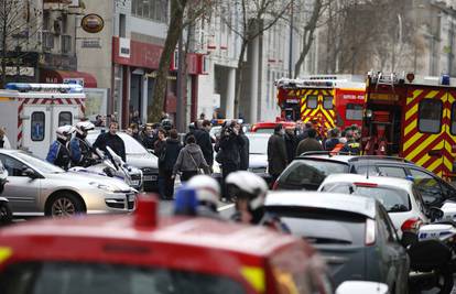 Novi val napada u Francuskoj: Pucnjava, eksplozija, bombe...