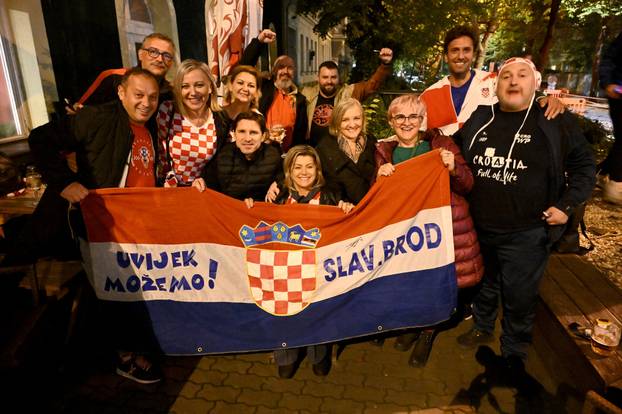 Hrvatski navijači u Pragu dan prije utakmice