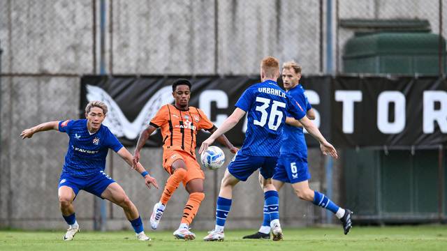 Zagreb: Utakmica u sklopu nogometnih priprema, GNK Dinamo - FC Shakhtar Donetsk