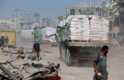 Izrael smanjuje dotok pomoći u Gazu jer Hamas oteže s taocima