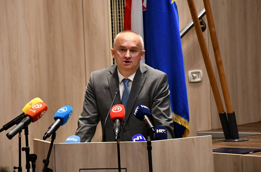 USKOK detaljno opisao za što sve sumnjiči gradonačelnika Nove Gradiške: Primao i mito