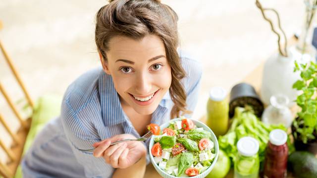 Veganska nutricionistica otkrila kojih 6 namirnica uvijek ima kod kuće jer su pune proteina