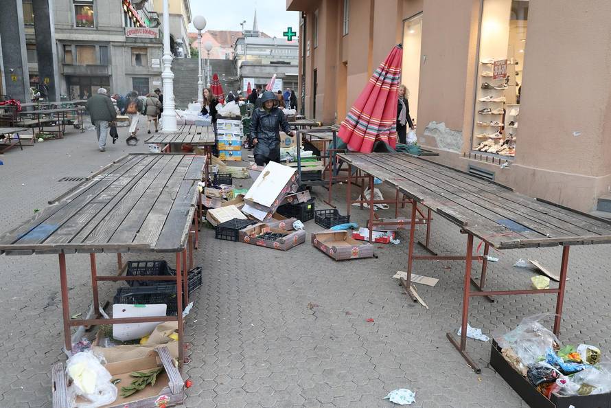 Zagreb: Olujni vjetar razbacao Splavnicu
