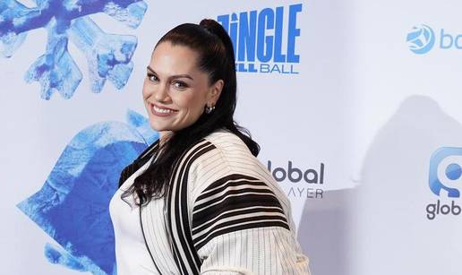Nakon borbe s rakom, Jessie J ponovno na pozornici: 'Naučila sam usporiti, živjeti u trenutku'