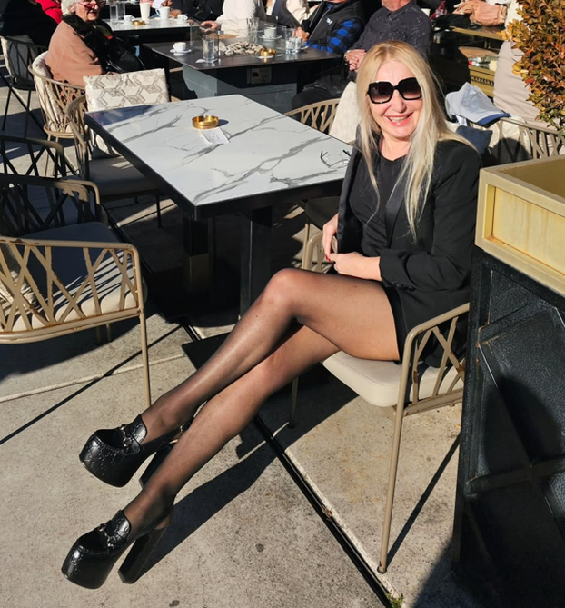 FOTO Predstavlja se kao grofica, bila na inauguracji: 'U uređenim zemljama ona bi bila u zatvoru'