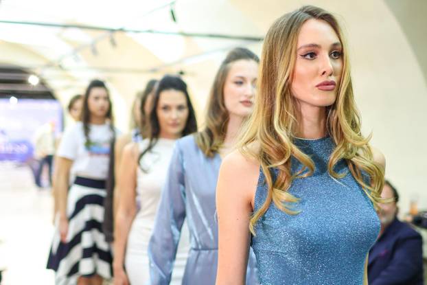 24 sata Zagreb: Modna revija brenda Duchess Snježane Schillinger u Muzeju grada Zagreba