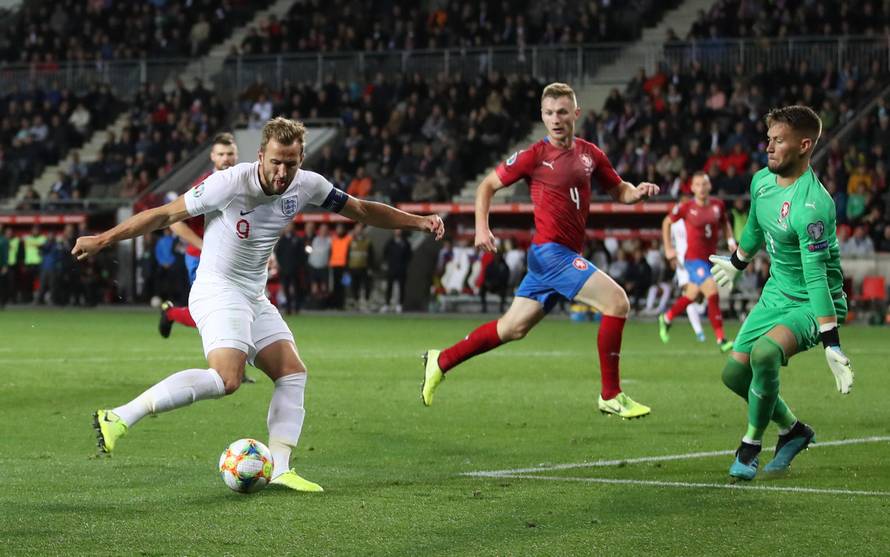 Euro 2020 Qualifier - Group A - Czech Republic v England