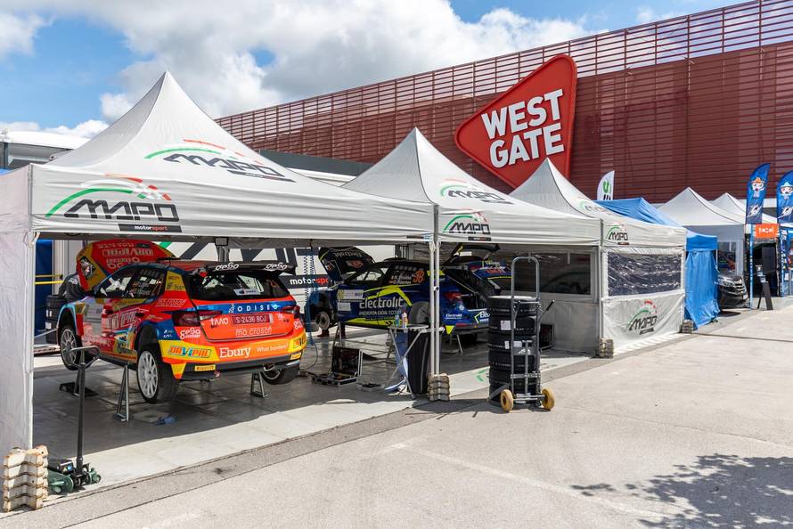Zagreb: Pripreme i postavljanje servisnog parka uoči WRC Croatia Rallyja 2024. 