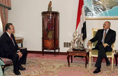Jemenski predsjednik najavio ostavku nakon 33 godine vlasti