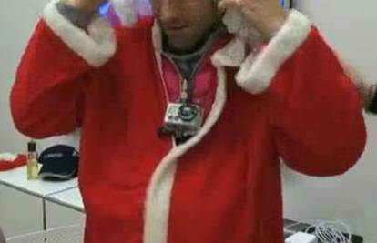 Del Piero kao Djed Božićnjak uveseljavao stanovnike Torina