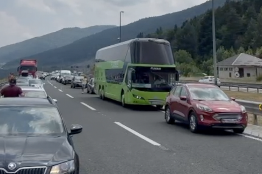 Zatvoren tunel Plasina