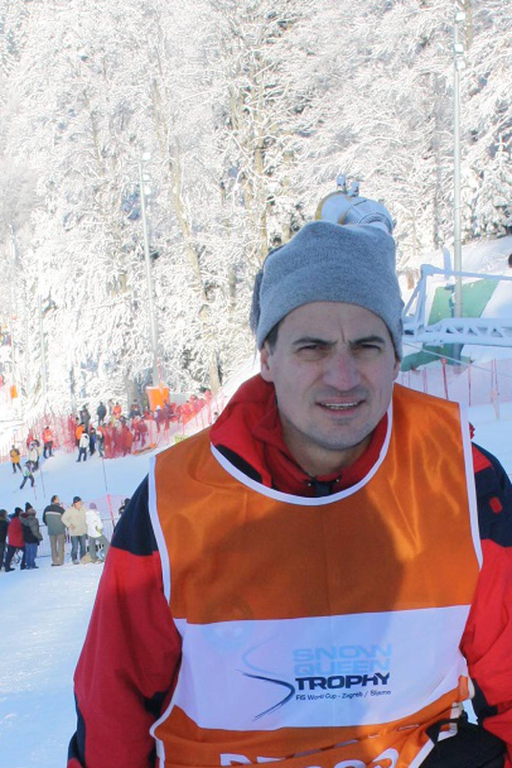 Slaven  Dobrović: Ima sedmero djece i obožava planinarenje...
