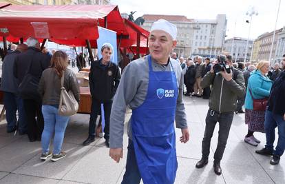 Možemo!: Lovrić skuplja potpise na liste bez kandidata. Lovrić: 'Možemovac' nas je napao