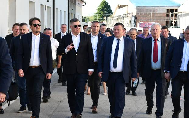 Predsjednik RH Zoran Milanović na obilježavanju Dana Općine Stari Mikanovci