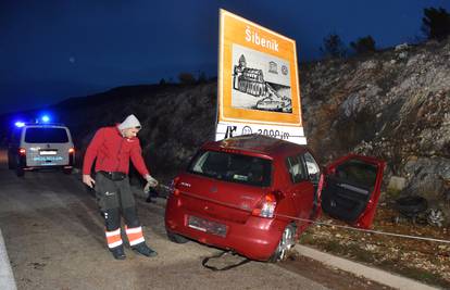 Nesreća kod Vrpolja: Muškarac sletio autom s ceste i poginuo