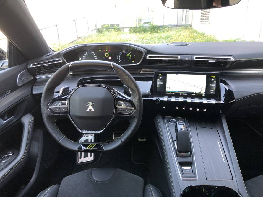 Testirali smo najsnažniji i najbrži Peugeot u povijesti, nije takav kakvim se na prvu čini