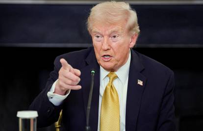 Pogledajte reklamu zbog koje je Trump  objavio ekonomski rat Kanadi. Spominju i tužbu