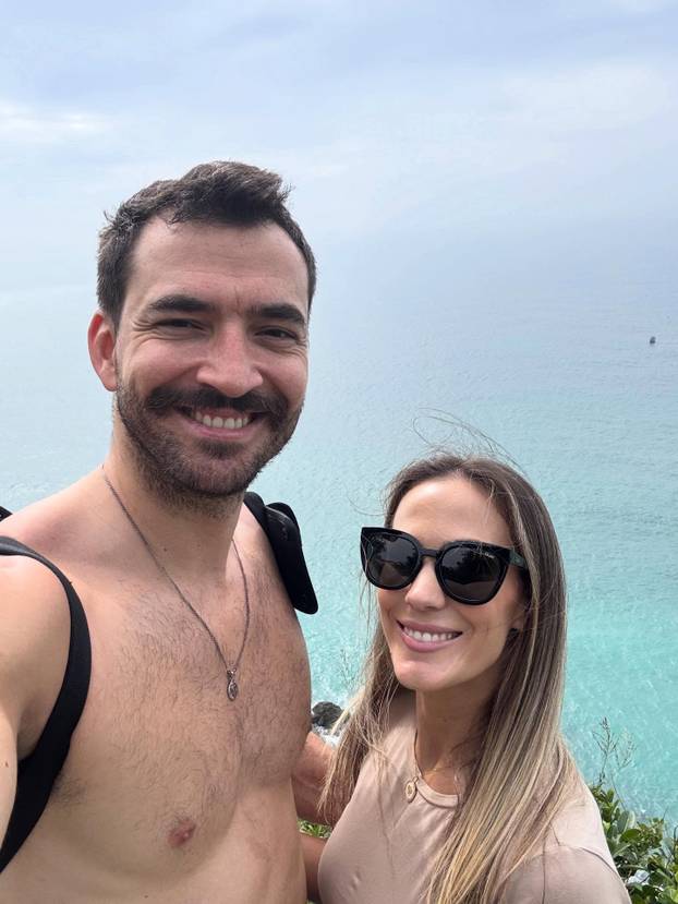 FOTO Zadarska tenisačica i bivši košarkaš Cibone objavili zaruke