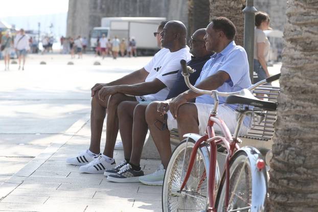Trogir: Magic Johnson prošetao po rivi s prijateljima