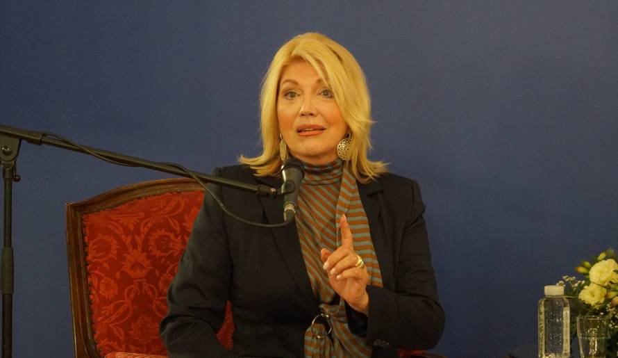 Beograd: Promocija nove knjige "Voleti u Beogradu" Ive Strljić