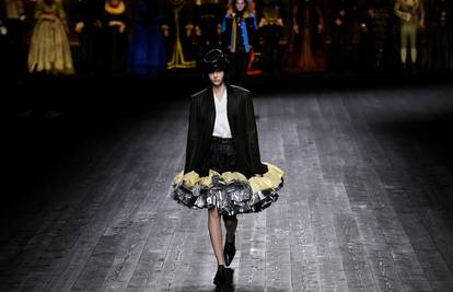 Široke suknje i SF tekstil dio su nove Louis Vuitton formule