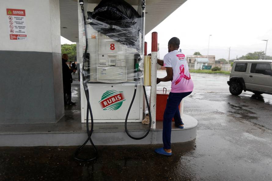 Hurricane Melissa approaches, in Jamaica