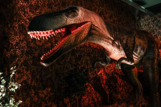 Zagreb: Izložba Invazija dinosaura na Zagrebačkom velesajmu