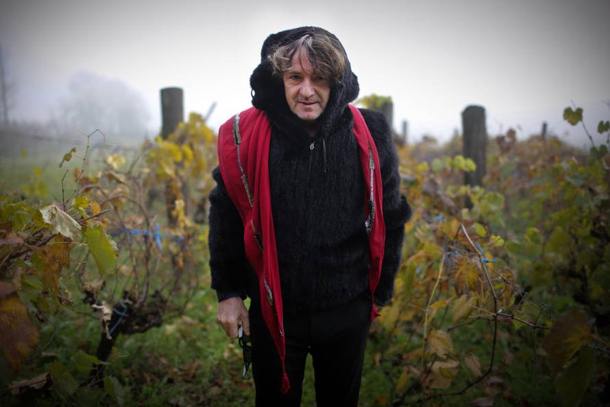 Čabraji: Goran Bregović u obilasku sv. Petra Čvrstec, sela njegovog oca