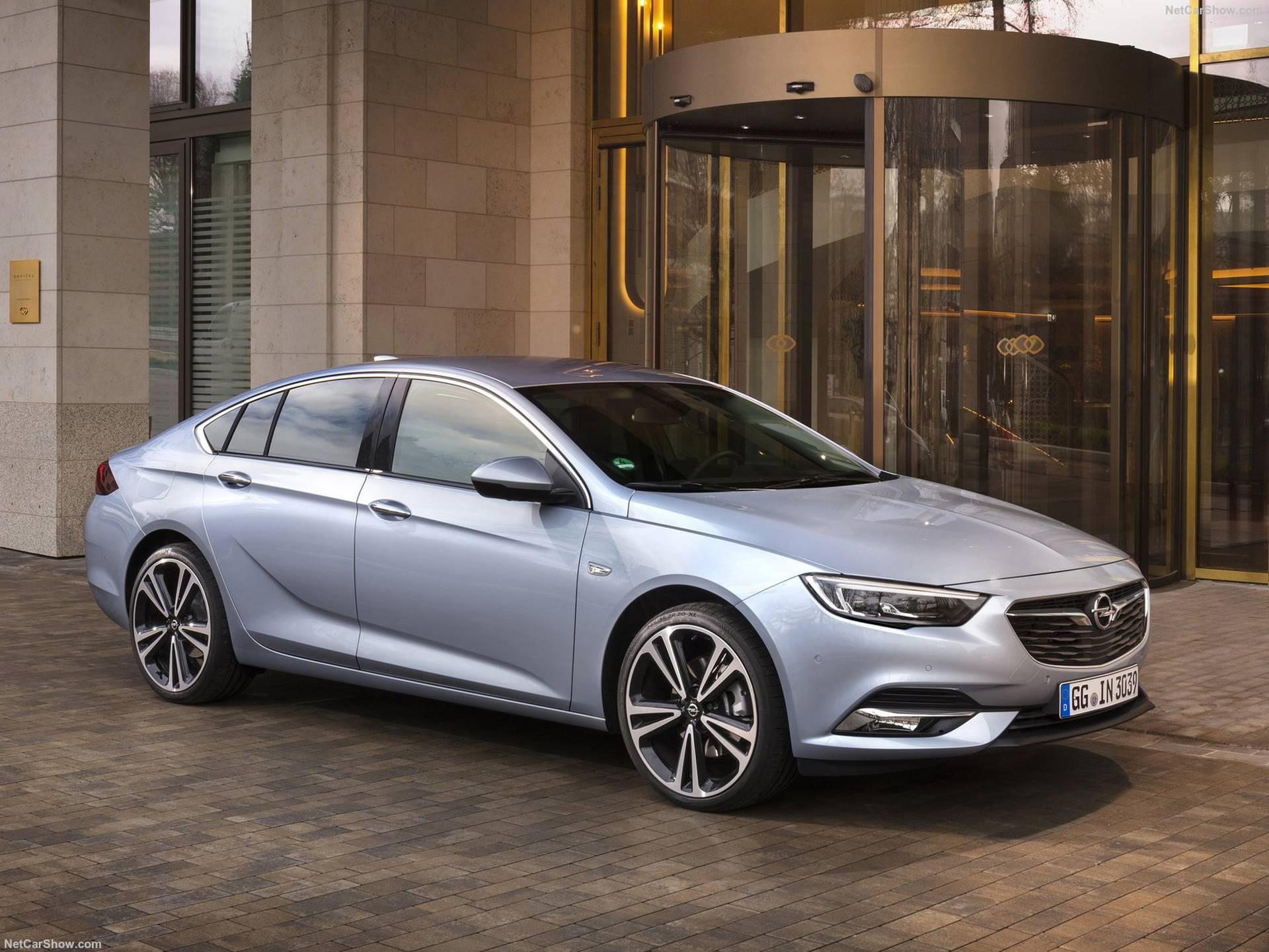 Новинка лета 2019. Opel Insignia 2019. Опель Инсигния 2019. Opel Insignia Grand Sport 2020. Опель Инсигния 2017.