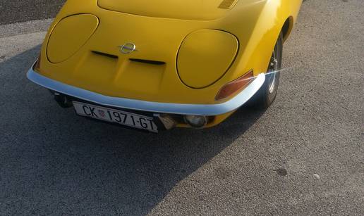 Ostvario san i kupio Opel GT, sam ga je obnavljao tri godine