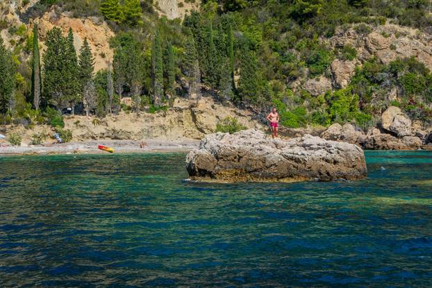 Vis: Poslijepodnevne panorame Komiže i Komiške uvale