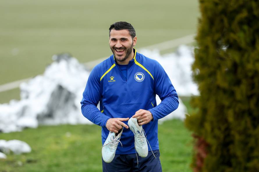 Sarajevo: Trening nogometne reprezentacija BiH uoči finalne utakmice doigravanja za Svjetsko prvenstvo