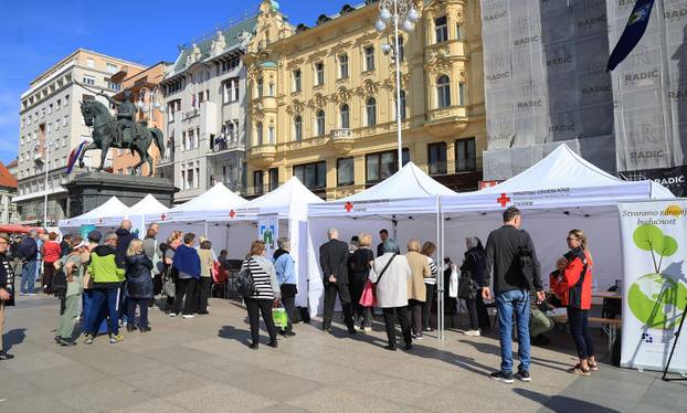 Zagreb: Obilježavanje Svjetskog dana zdravlja na Trgu bana Josipa Jelačića