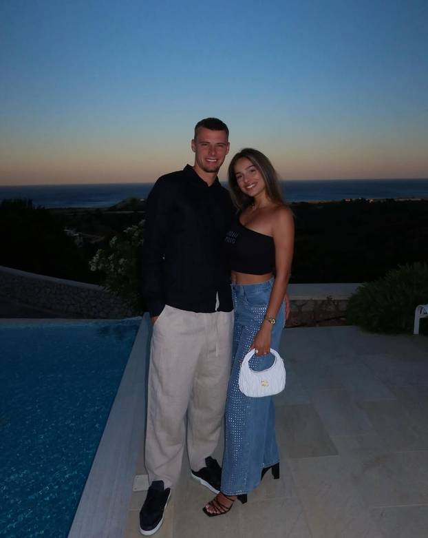 FOTO Kramarić skače s jahte, Lovren u Hrvatskoj, dinamovac 'potegnuo'  čak do Kolumbije...