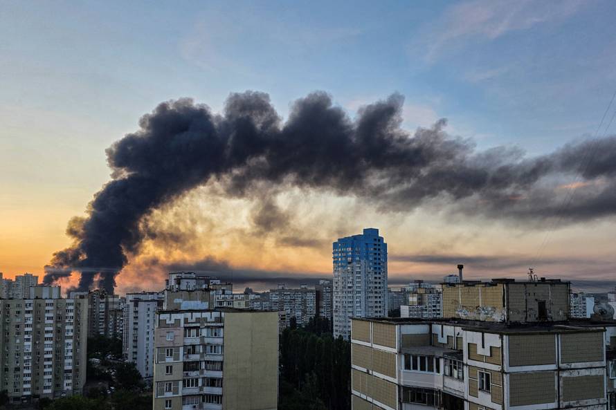 Russian drone and missile strike in Kyiv