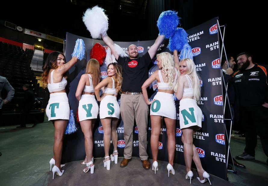 Tyson Fury & Wladimir Klitschko Head-to-Head Press Conference