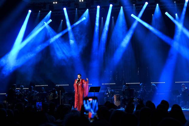 Zagreb: Nina Badrić održala koncert u Lisinskom