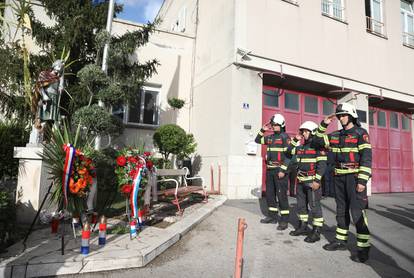 Vatrogasci položili vijence za 16. godišnjicu Kornatske tragedije