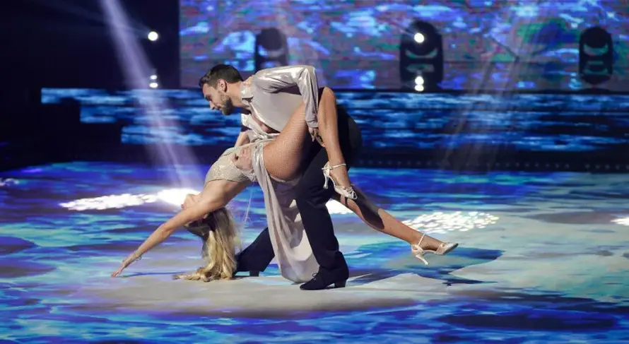 Albina zatvorila prvu epizodu dobrim komentarima: Ne znam za ples, ja sam tebe gledao!