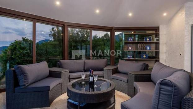 FOTO Dvije vile u Opatiji odišu luksuzom: Pogledajte tek kakav dizajnerski namještaj imaju!