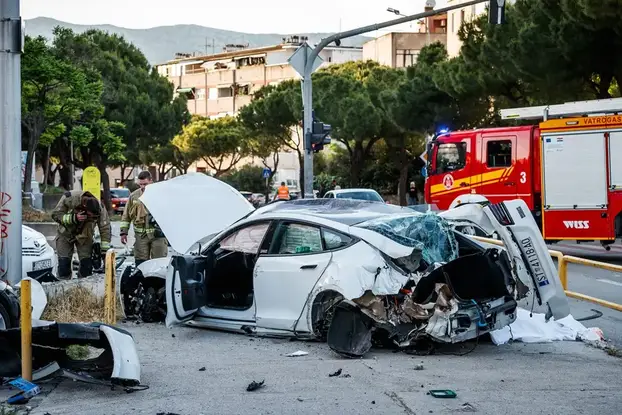 FOTO Teslom jurio 140 km/h u Splitu, preletio preko Twinga i pokosio ženu: 'Kriv sam, ali...'