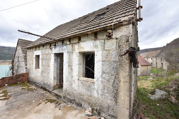 FOTO Pogledajte kako izgleda rodna kuća ikone Mate Parlova