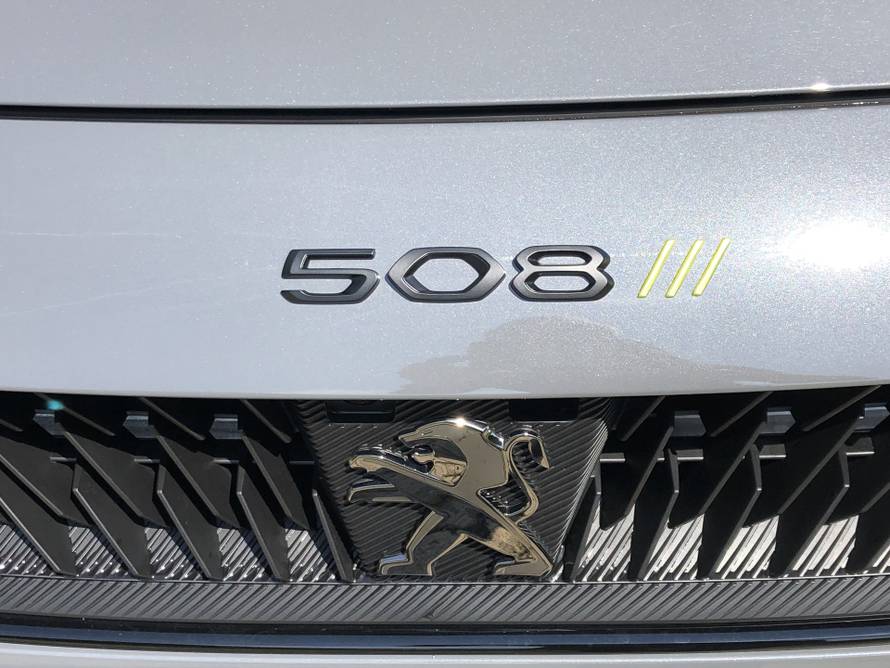 Testirali smo najsnažniji i najbrži Peugeot u povijesti, nije takav kakvim se na prvu čini