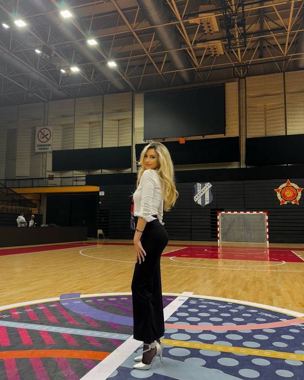 FOTO Sportska novinarka iz srca Bosne: 'Ljudi nisu navikli da se i žena može baviti ovim poslom'