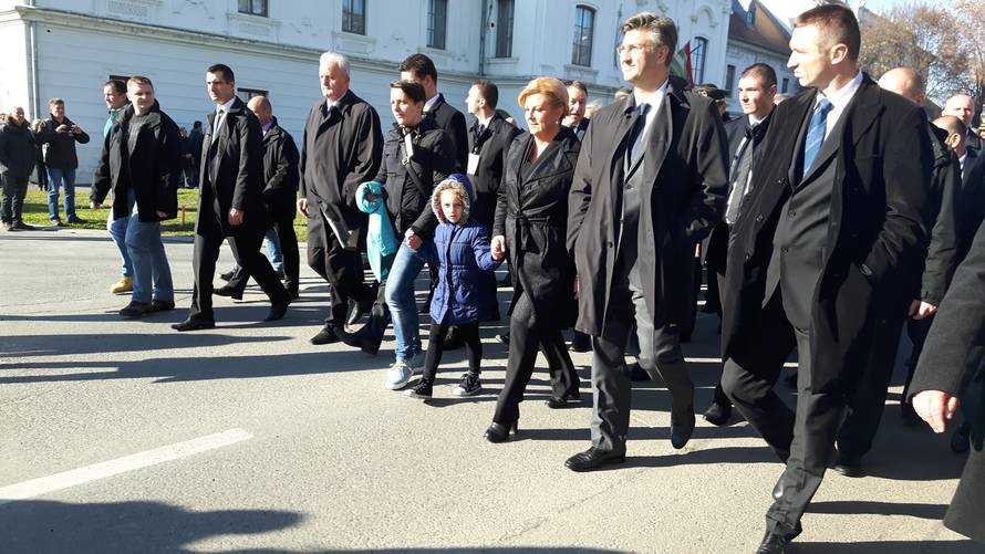 Hrvatska se danas u Vukovaru poklonila nevinim žrtvama