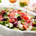 Lagani ljetni recepti: U salatu s rikolom stavite slatke višnje
